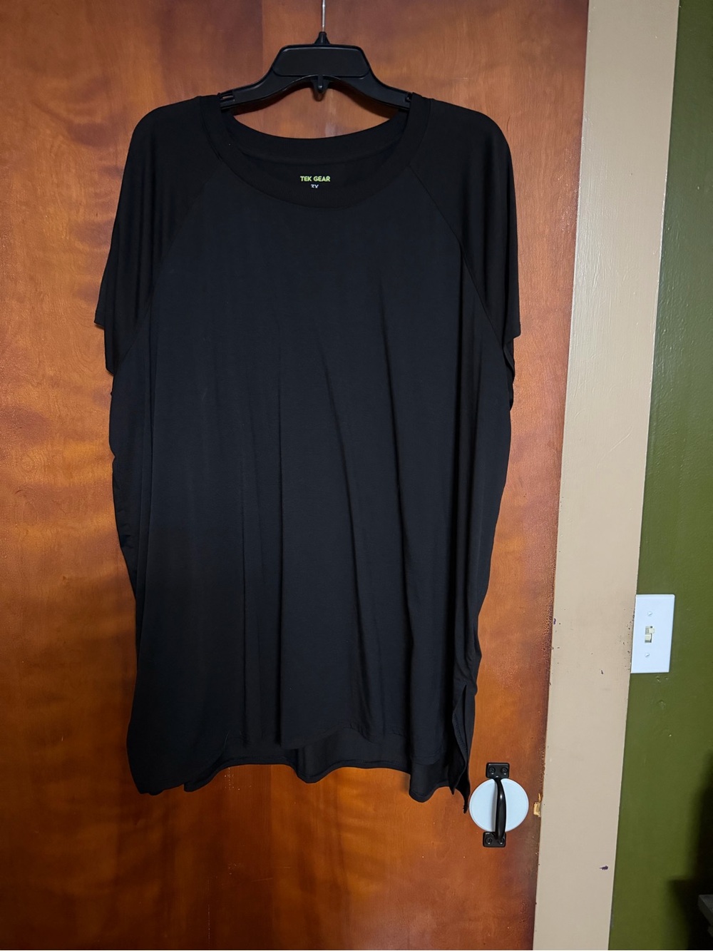 tek gear Black Short Sleeve Women's Active Tee